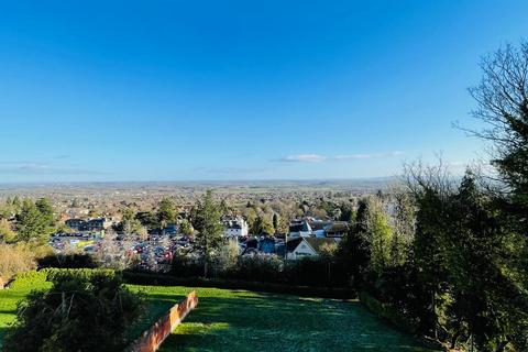 undefined, Worcester Road, Malvern, Worcestershire, WR14 4QW