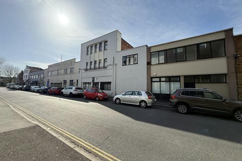 Office to rent, 36-40 Middle St Southsea PO5 4BP