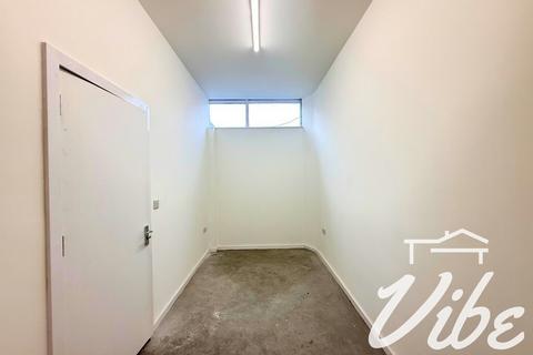 Warehouse to rent, Fountayne Rd London N15 4QL