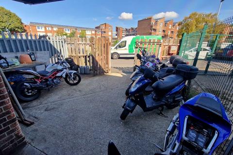 Industrial unit to rent, Port Royal St Southsea PO5 4NP