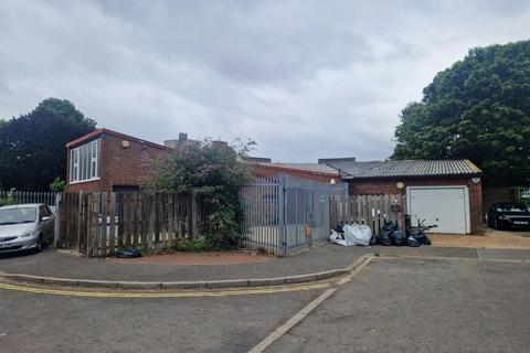 Industrial unit to rent, Port Royal St Southsea PO5 4NP