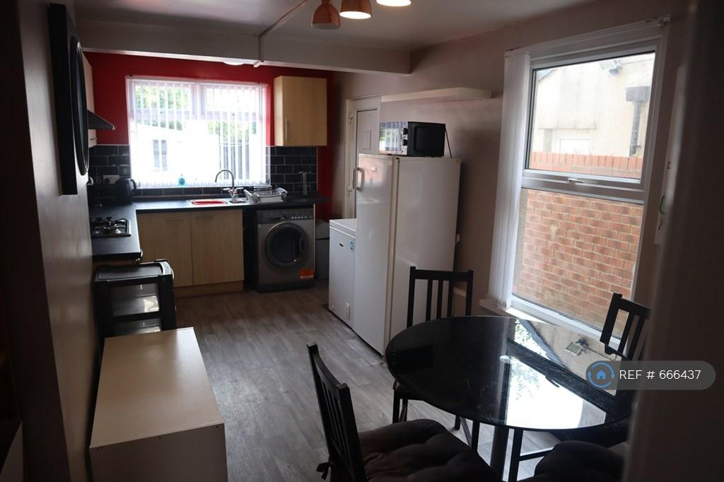Large Kitchen