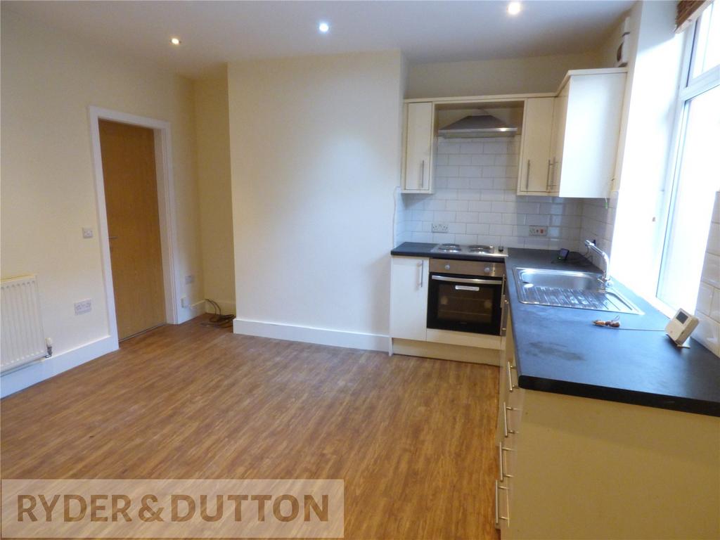 Lounge/Kitchen