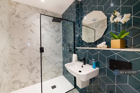 6 bedroom detached house to rent, Friar Lane, Nottingham, NG1