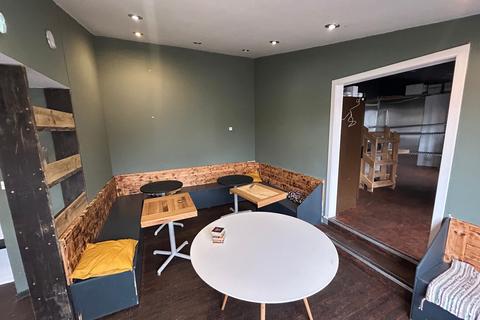 Retail property (high street) to rent, 4 Balfron Rd Killearn G63 9NJ