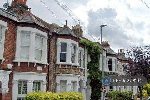 2 bedroom flat to rent, Grandison Road, London, SW11