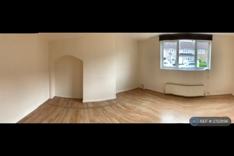 2 bedroom terraced house to rent, Osborne Square, Dagenham, RM9
