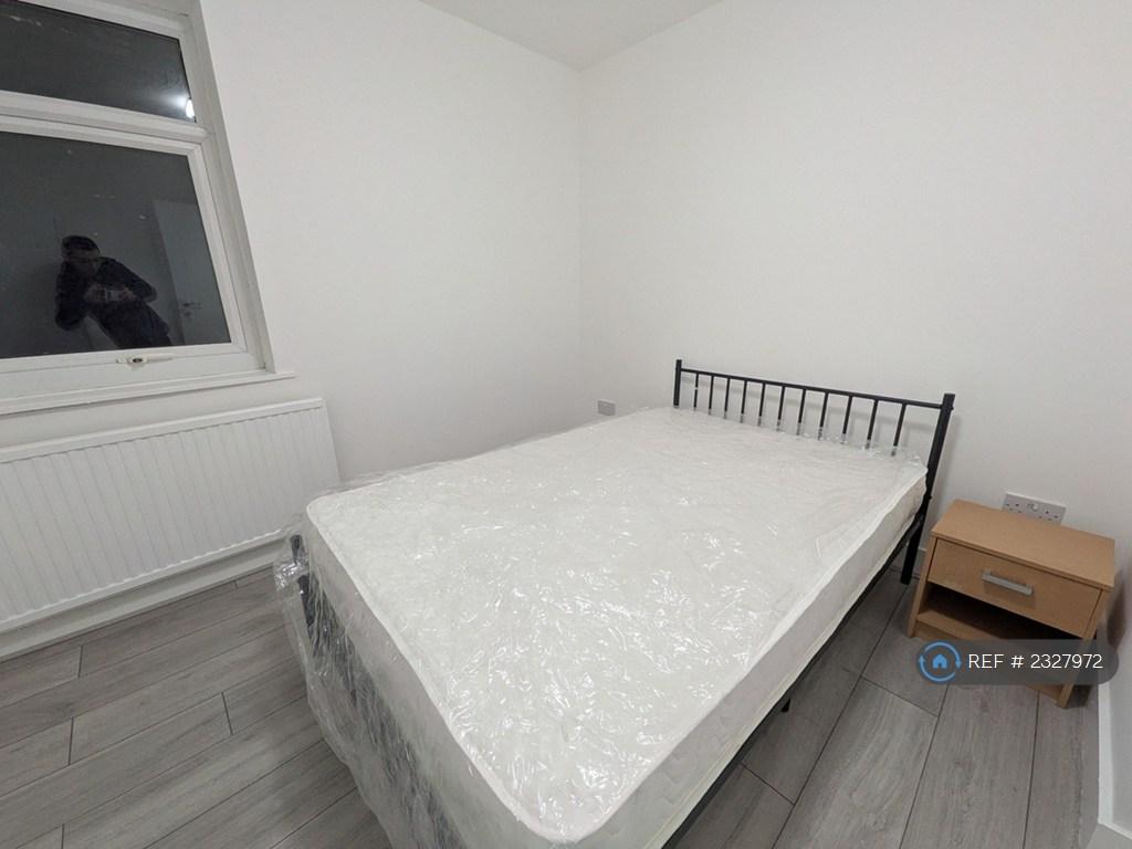 Bedroom2