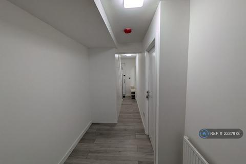 undefined, London Road, Wallington, SM6