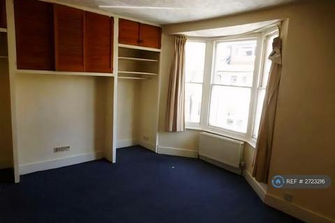 1 bedroom in a house share to rent, Argyle Road, Brighton, BN1