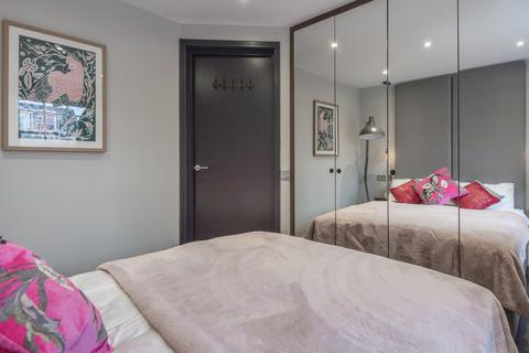 undefined, Upper Montagu Street, W1H