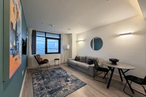 1 bedroom flat to rent, Harlequin Avenue