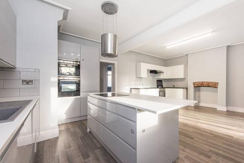 undefined, Egerton Gardens, Hendon, London, NW4