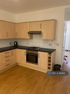 2 bedroom terraced house to rent, Oakwood Avenue, Mitcham, CR4