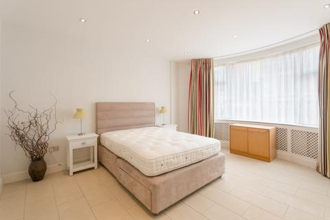 undefined, Hallam Court, Hallam Street, W1W