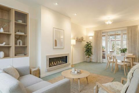 3 bedroom semi-detached house for sale, Farndale Drive, Loughborough LE11