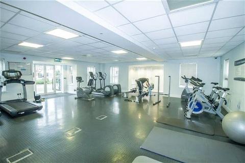 1 bedroom apartment to rent, Queen Marys House, Roehampton, SW15