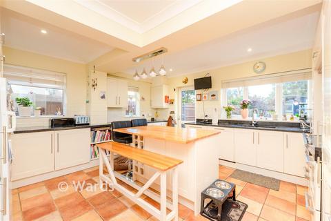 4 bedroom detached bungalow for sale, Norwood Lane, Meopham, Kent