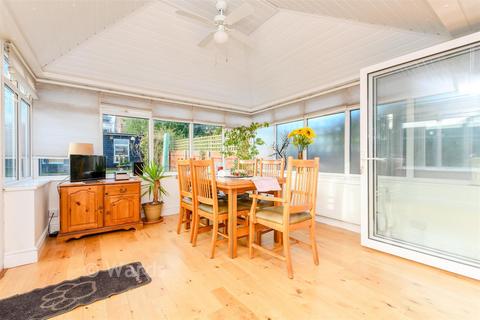 4 bedroom detached bungalow for sale, Norwood Lane, Meopham DA13