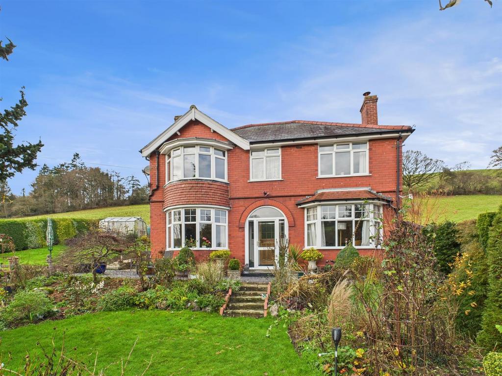 CAM01713 G0-PR0151-STILL034.jpg