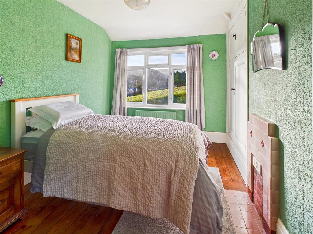 CAM01713 G0-PR0151-STILL001.jpg