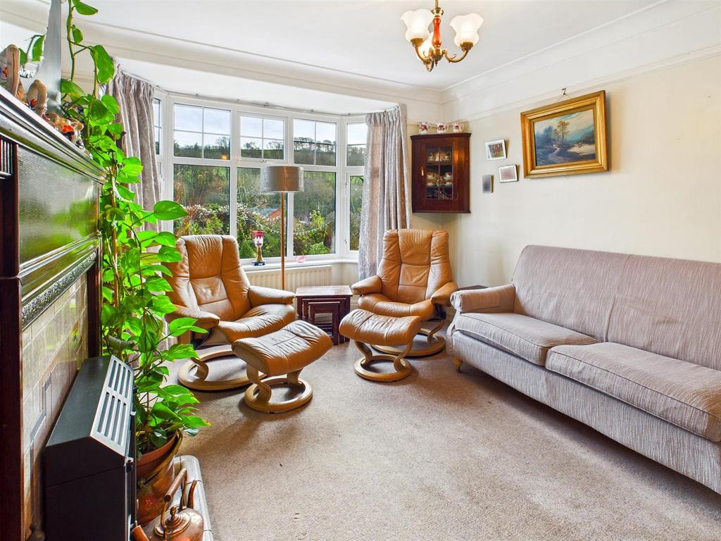 CAM01713 G0-PR0151-STILL017.jpg