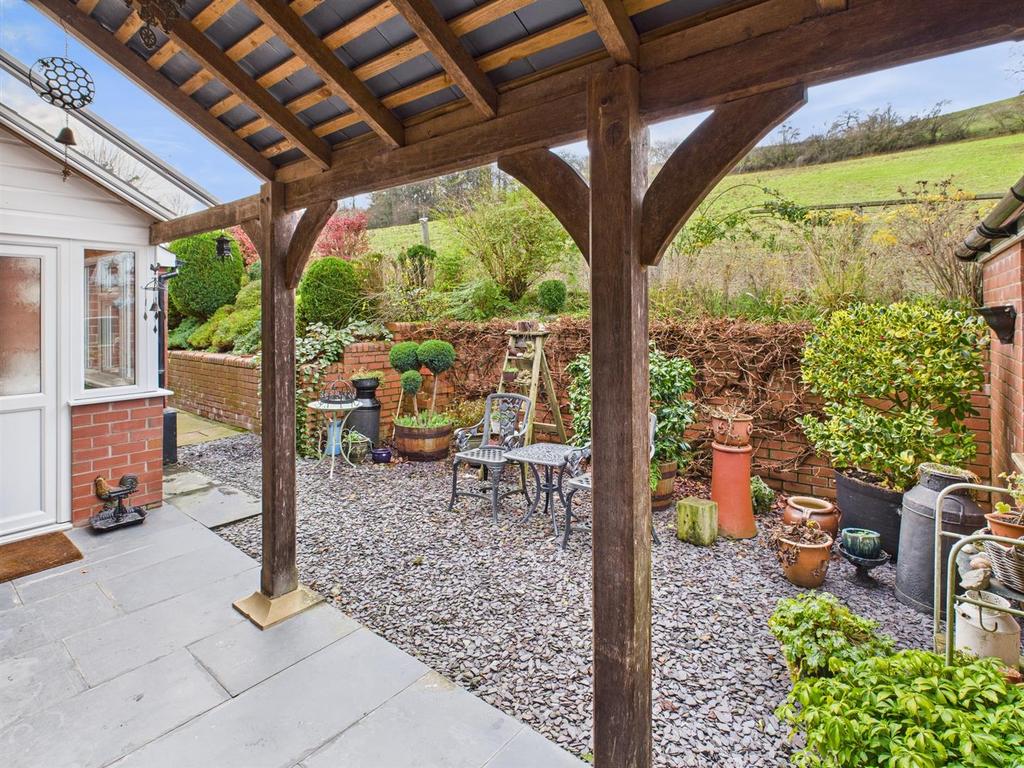 CAM01713 G0-PR0151-STILL026.jpg