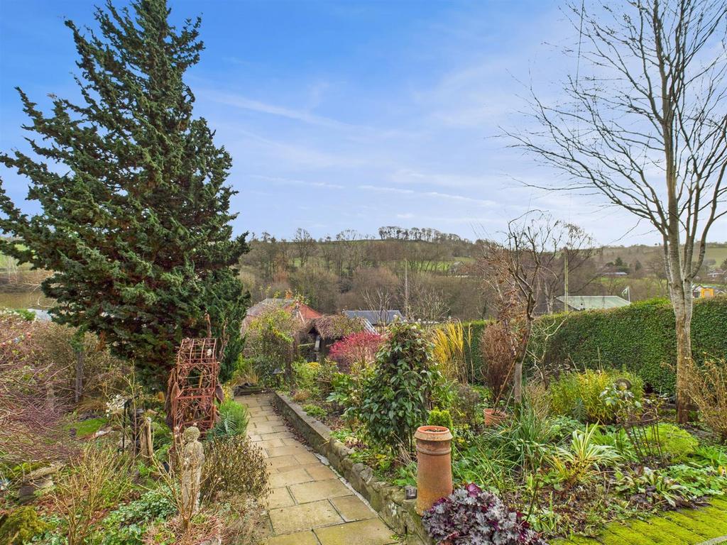 CAM01713 G0-PR0151-STILL030.jpg