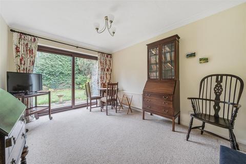 undefined, Bunch Way, Haslemere