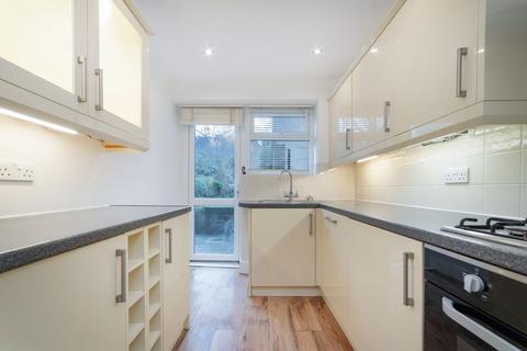 1 bedroom flat to rent, Crossfield Road, Belsize Park, NW3