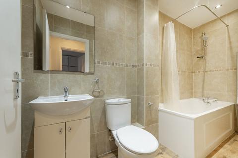 1 bedroom flat to rent, Crossfield Road, Belsize Park, NW3