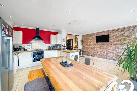 3 bedroom semi-detached house for sale, Hackney Road, Maidstone, Kent, ME16