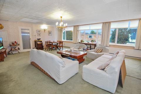 3 bedroom townhouse for sale, Conifer Close, Surrey, Reigate, Surrey, RH2 9NN
