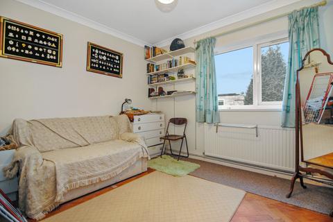 3 bedroom townhouse for sale, Conifer Close, Surrey, Reigate, Surrey, RH2 9NN