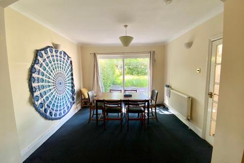 4 bedroom semi-detached house to rent, Hatherley Road, Manchester, M20