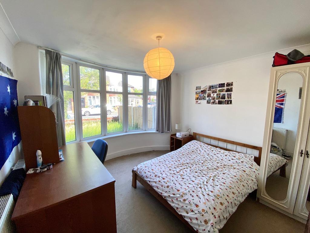 Bedroom (GF front)