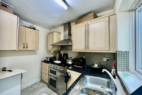 6 bedroom end of terrace house for sale, Jeymer Drive, Greenford UB6