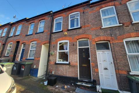 undefined, Luton LU2