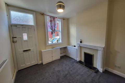 undefined, Luton LU2