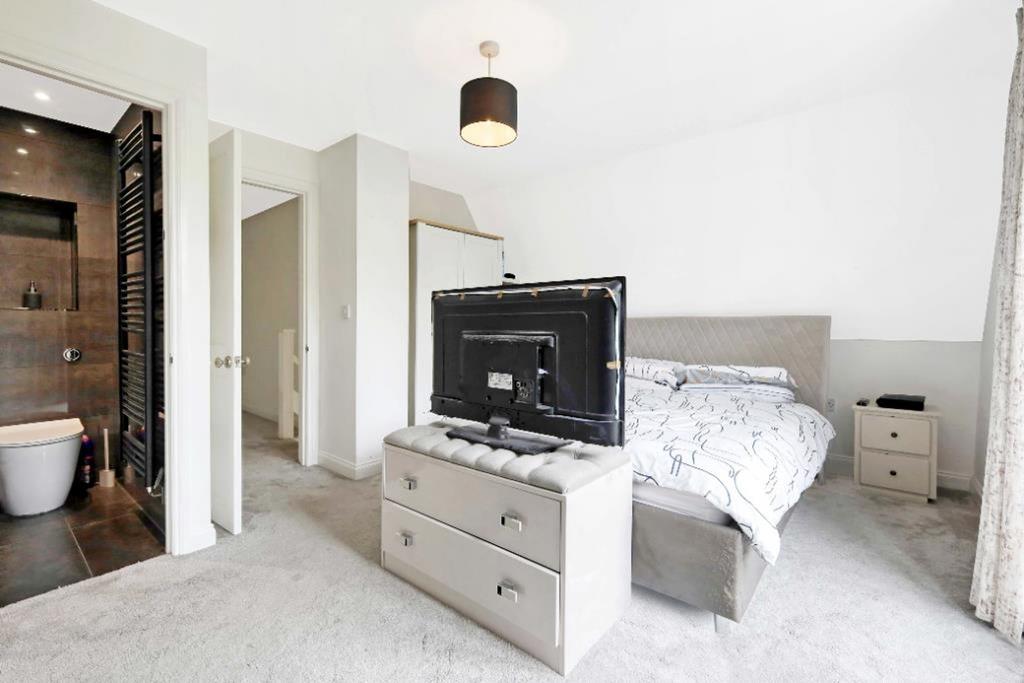 IMG 8242 23-copy-2dp (Portal Size).jpg