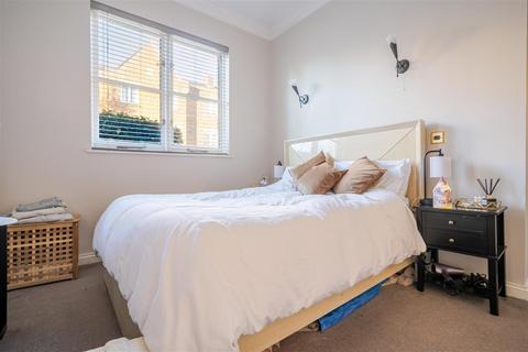 undefined, Hunsford Lodge, Windsor