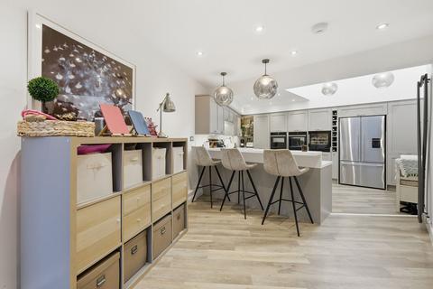undefined, Pine Close, Ingatestone