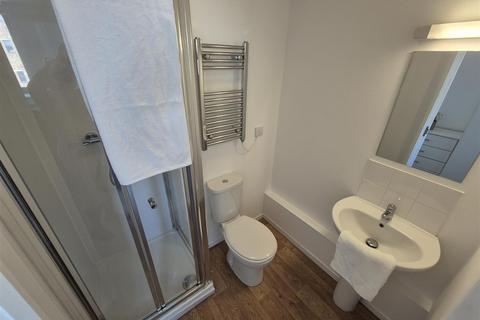 undefined, BOURNEMOUTH STUDIOS, BILLS INCLUDED