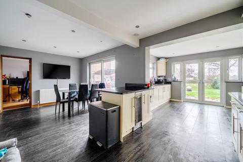 undefined, Tirlebank Way, Tewkesbury, Gloucestershire