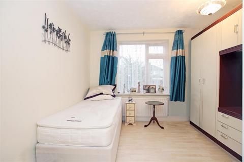 undefined, Heathlands Rise, Dartford