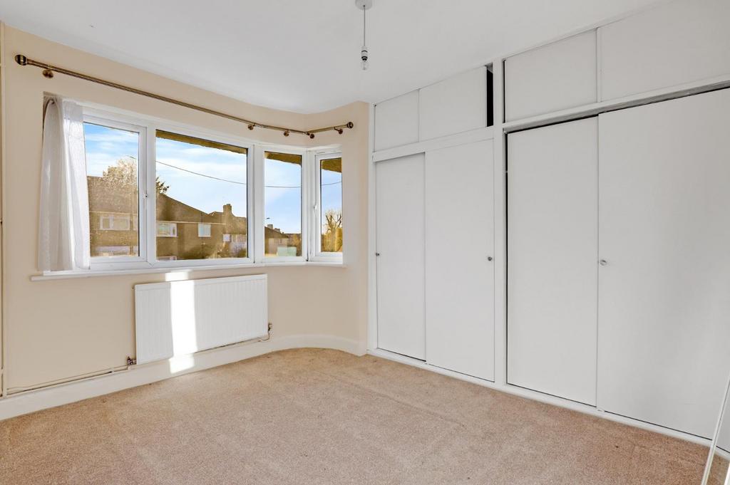 12-cc50 JHProp World - 142 Moremead Road - 7.jpg