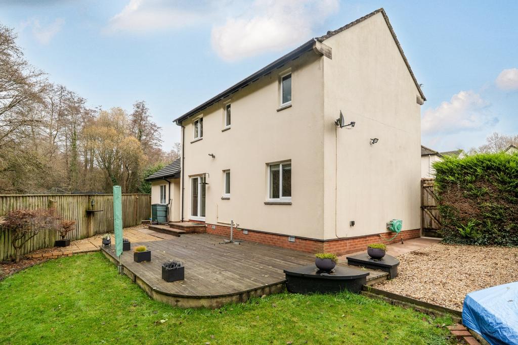 1388111-7-6936e340a9b03