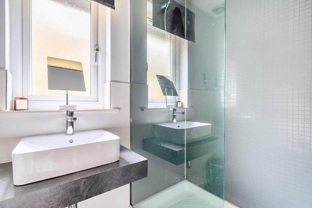 1388111-19-6936e77e64f87