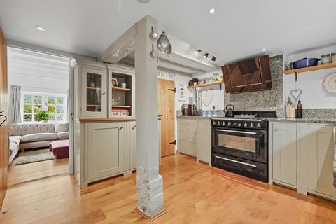 4 bedroom house for sale, Rayleigh Road, Hutton, CM13