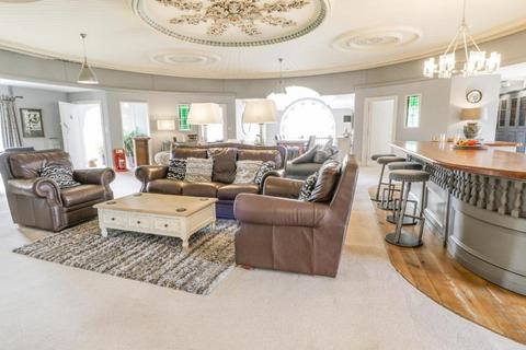 9 bedroom detached house for sale, Llanrug, Caernarfon, LL55
